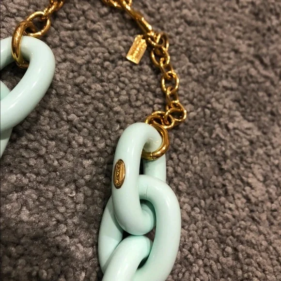 ✨ SUPER RARE COACH NECKLACE ✨ - Picture 4 of 6